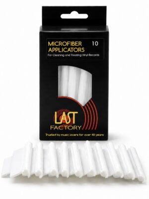 LAST Microfiber Applicators clean vinyl records more efficiently than brushes. Swiss velvet fibers reach deeply into record grooves to remove dust and dirt.